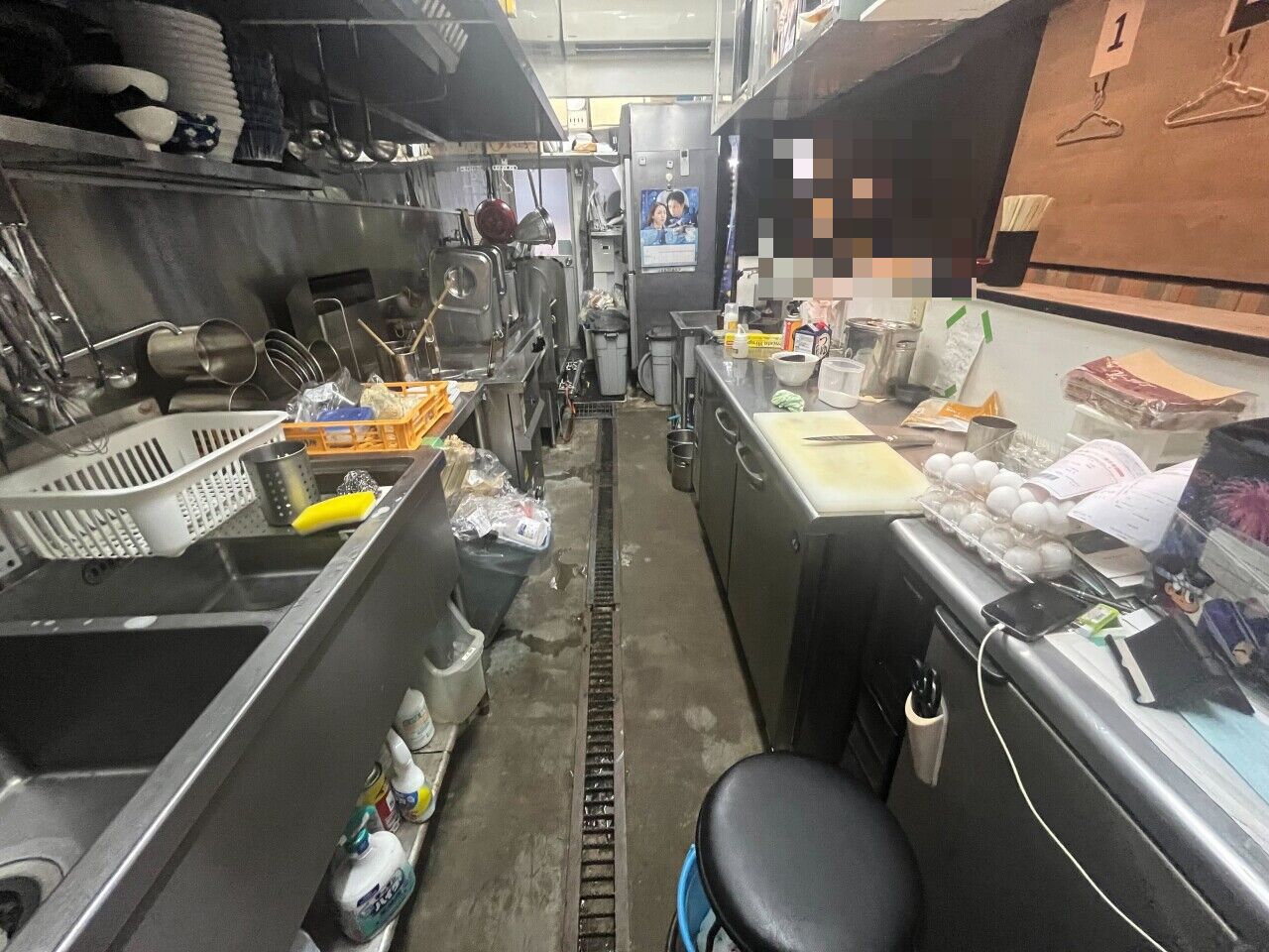 越谷駅徒歩2分　視認性◎1階路面のラーメン居抜き店舗！